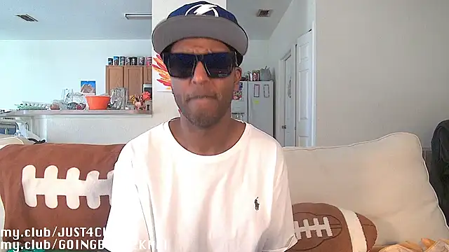 boomboomr00m online show from November 28, 8:11 pm