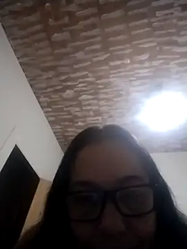 Snapshot of catdool chatting on January 1, 2:09 am catdool online show from January 1, 2:09 am