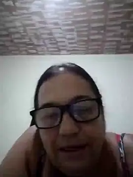 Snapshot of catdool chatting on January 9, 10:41 pm catdool online show from January 9, 10:41 pm