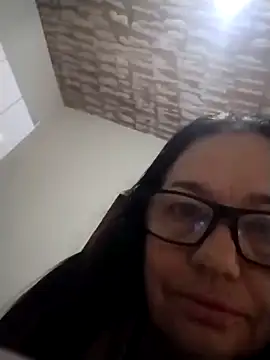 Snapshot of catdool chatting on January 30, 2:47 pm catdool online show from January 30, 2:47 pm