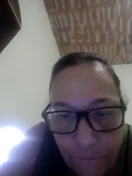 Snapshot of catdool chatting on February 7, 9:58 pm catdool online show from February 7, 9:58 pm