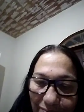 Snapshot of catdool chatting on February 22, 1:33 am catdool online show from February 22, 1:33 am