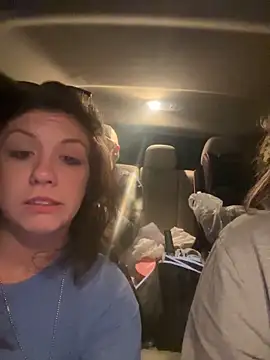 Snapshot of jizzyunit chatting on December 21, 1:15 am jizzyunit online show from December 21, 1:15 am