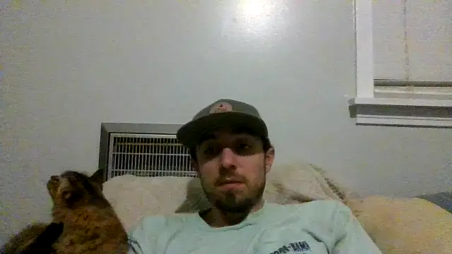 Snapshot of jizzyunit chatting on December 22, 10:49 am jizzyunit online show from December 22, 10:49 am