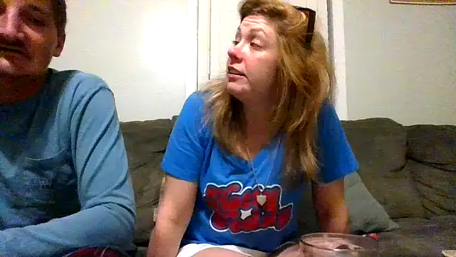 Snapshot of jizzyunit chatting on December 24, 10:11 am jizzyunit online show from December 24, 10:11 am