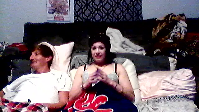 Snapshot of jizzyunit chatting on September 28, 5:46 am jizzyunit online show from September 28, 5:46 am