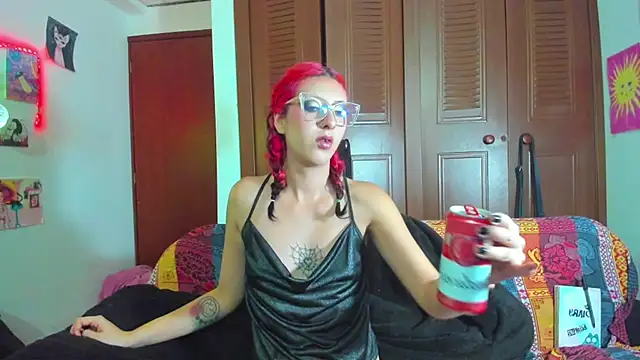 Cherrypieuwu online show from August 4, 11:40 pm
