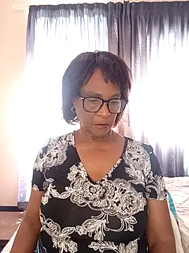 Snapshot of Hotgrannyx chatting on March 7, 9:50 am Hotgrannyx online show from March 7, 9:50 am