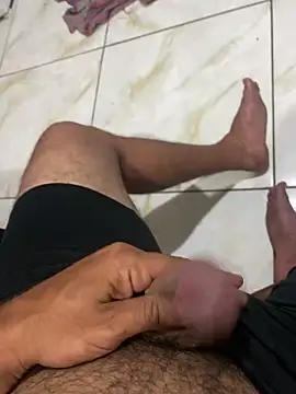 Snapshot of cf27 chatting on February 7, 7:12 am cf27 online show from February 7, 7:12 am