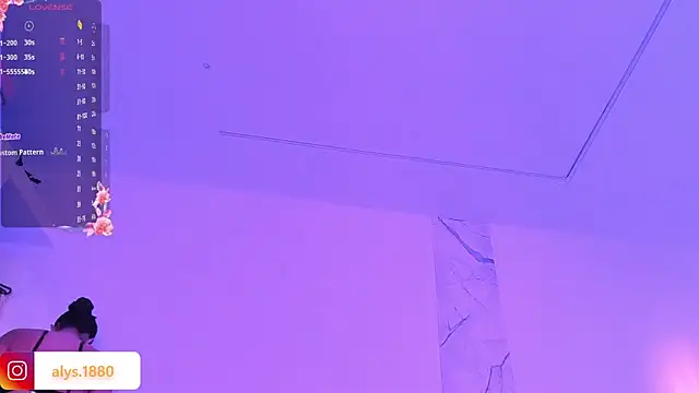 alysson 18 online show from November 20, 1:11 pm