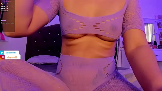 alysson 18 online show from March 12, 1:39 pm