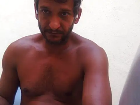 Snapshot of Lucas_pt chatting on July 15, 12:32 pm Lucas pt online show from July 15, 12:32 pm