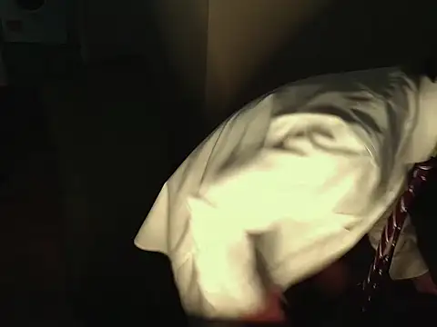 mierllanos online show from February 6, 4:21 pm