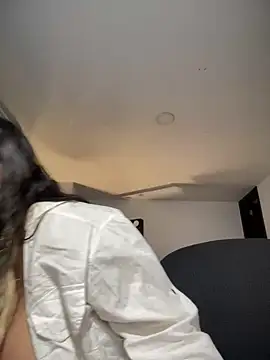 RsellAmb online show from December 7, 3:25 am