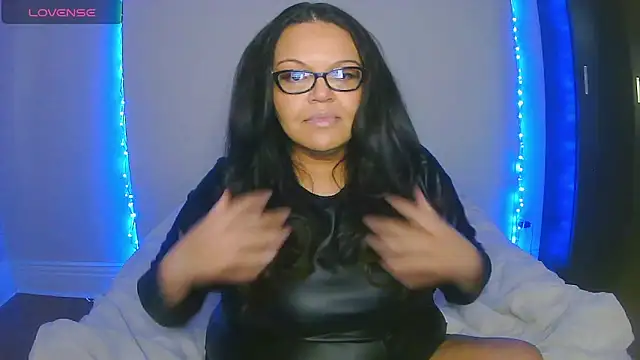 Snapshot of Mila_Ferrara chatting on February 19, 11:46 pm Mila Ferrara online show from February 19, 11:46 pm