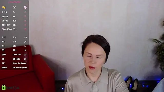 VickyGolden online show from January 19, 4:49 am