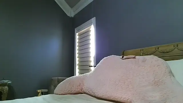 Lisaisluscious online show from March 29, 2:17 pm