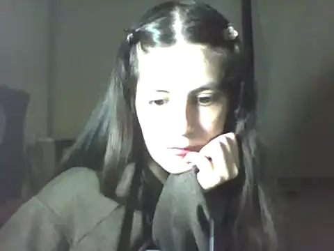 Snapshot of Insomniacl chatting on February 5, 3:02 am Insomniacl online show from February 5, 3:02 am