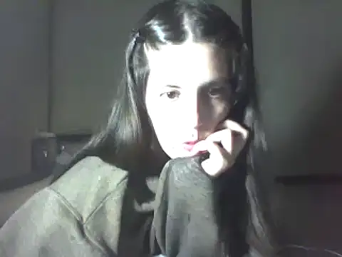 Snapshot of Insomniacl chatting on February 14, 3:33 am Insomniacl online show from February 14, 3:33 am