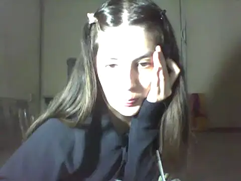 Snapshot of Insomniacl chatting on March 5, 4:24 am Insomniacl online show from March 5, 4:24 am