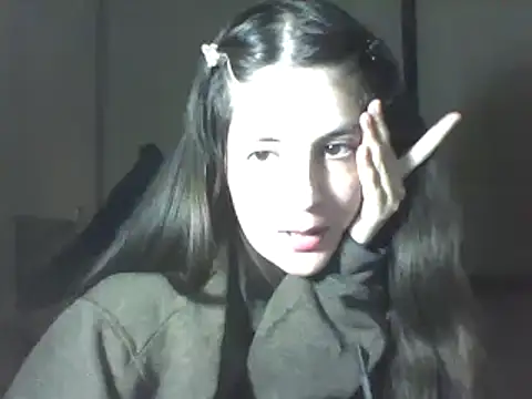 Snapshot of Insomniacl chatting on March 11, 2:10 am Insomniacl online show from March 11, 2:10 am