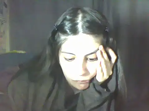 Snapshot of Insomniacl chatting on November 5, 3:06 am Insomniacl online show from November 5, 3:06 am