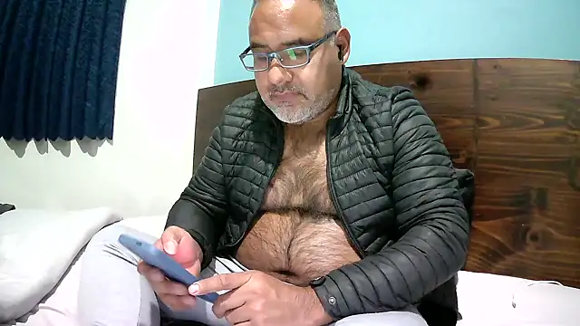 PhillDrake11 online show from March 24, 11:54 pm