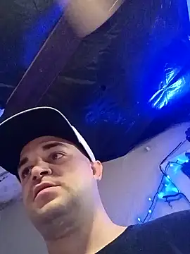 Snapshot of Jewfish420 chatting on October 21, 6:41 pm Jewfish420 online show from October 21, 6:41 pm