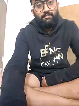 Snapshot of love4shownude chatting on January 18, 3:42 am love4shownude online show from January 18, 3:42 am