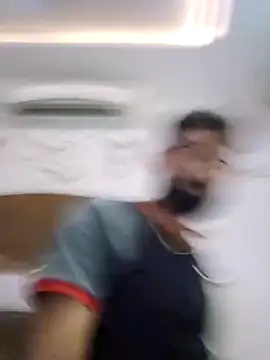 Snapshot of love4shownude chatting on February 9, 6:54 am love4shownude online show from February 9, 6:54 am