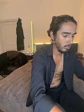 jrrichforever online show from June 19, 11:52 pm