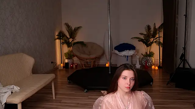 KittyCaitlin online show from March 14, 7:19 pm