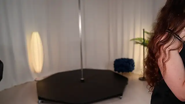 Snapshot of KittyCaitlin chatting on July 13, 9:17 pm KittyCaitlin online show from July 13, 9:17 pm