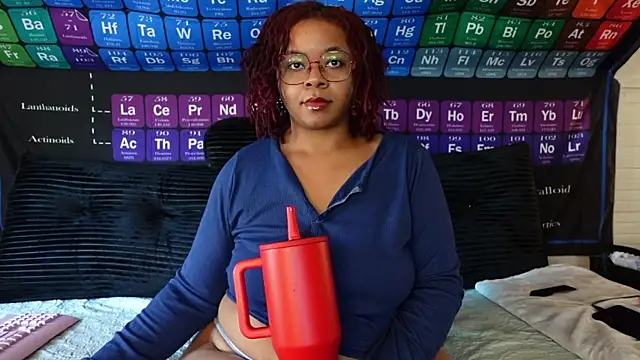 -khayaparker online show from April 14, 3:40 pm