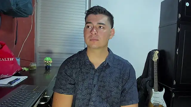 VincentSavage online show from February 4, 8:14 pm