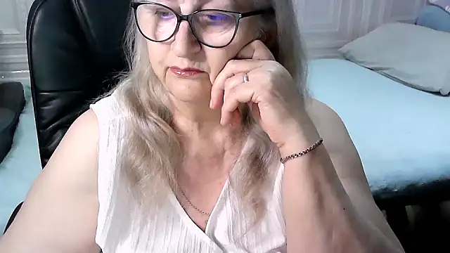 LolkaAlyss online show from March 28, 6:29 pm