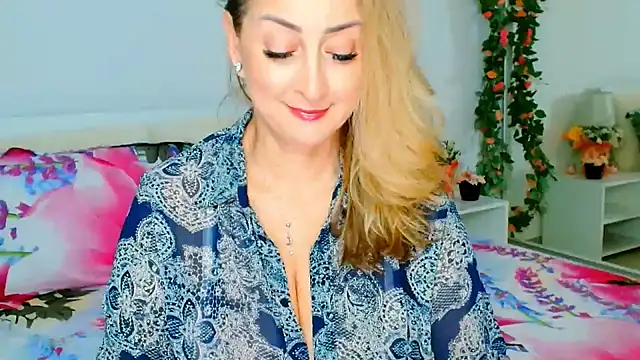 Tyana40 online show from March 7, 2:25 am