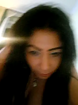 Snapshot of Dolcezza chatting on May 15, 8:16 pm Dolcezza online show from May 15, 8:16 pm