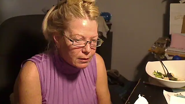 XTRAHORNYONE online show from March 14, 1:05 am