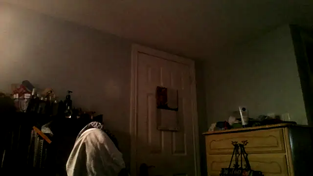 XTRAHORNYONE online show from October 1, 3:45 am