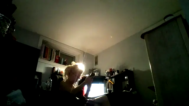 XTRAHORNYONE online show from February 15, 3:58 am