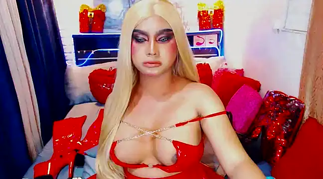 Snapshot of TsGoddessNhicolle chatting on January 21, 3:43 pm TsGoddessNhicolle online show from January 21, 3:43 pm