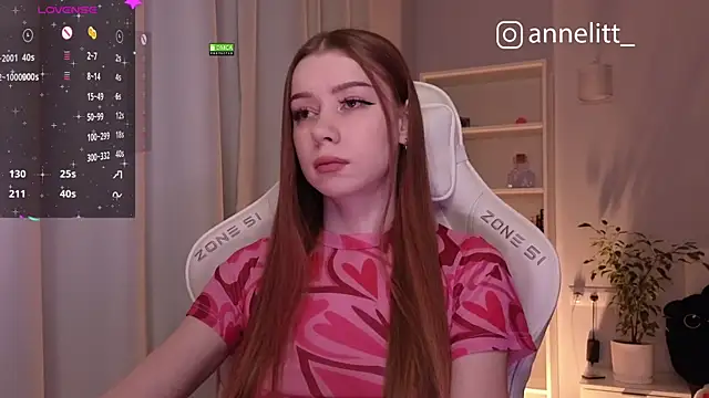 Annelitt online show from December 17, 7:48 pm