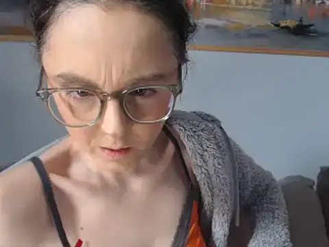 cleophee online show from March 15, 10:46 am