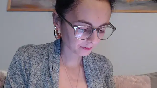 cleophee online show from September 26, 5:44 am