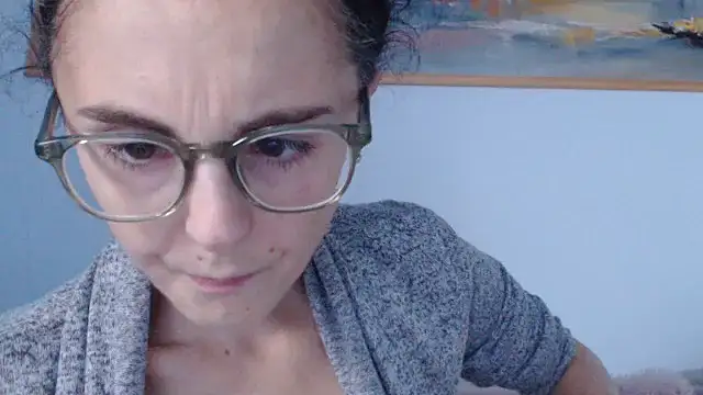 cleophee online show from November 15, 7:49 am