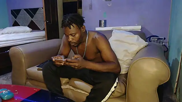 Snapshot of Tirichexxx chatting on December 18, 3:15 am Tirichexxx online show from December 18, 3:15 am