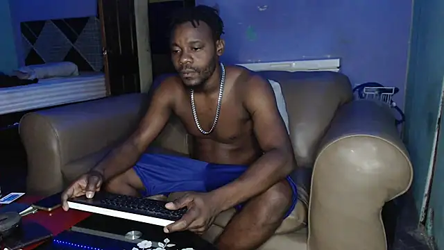 Snapshot of Tirichexxx chatting on December 19, 11:50 am Tirichexxx online show from December 19, 11:50 am