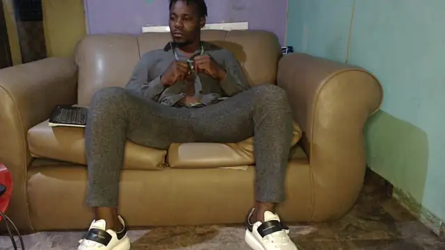 Snapshot of Tirichexxx chatting on December 21, 11:34 pm Tirichexxx online show from December 21, 11:34 pm
