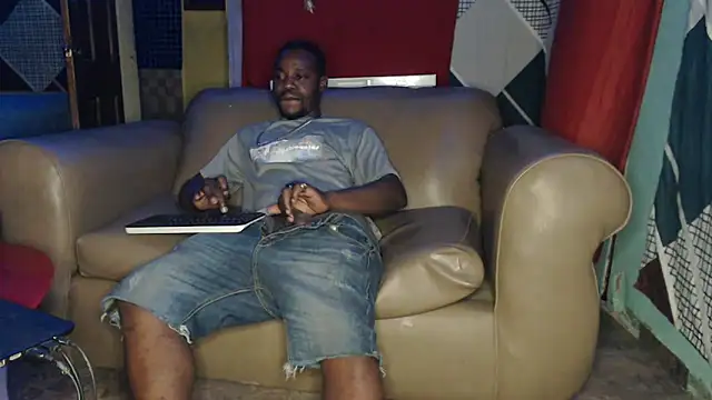 Snapshot of Tirichexxx chatting on December 29, 4:38 am Tirichexxx online show from December 29, 4:38 am